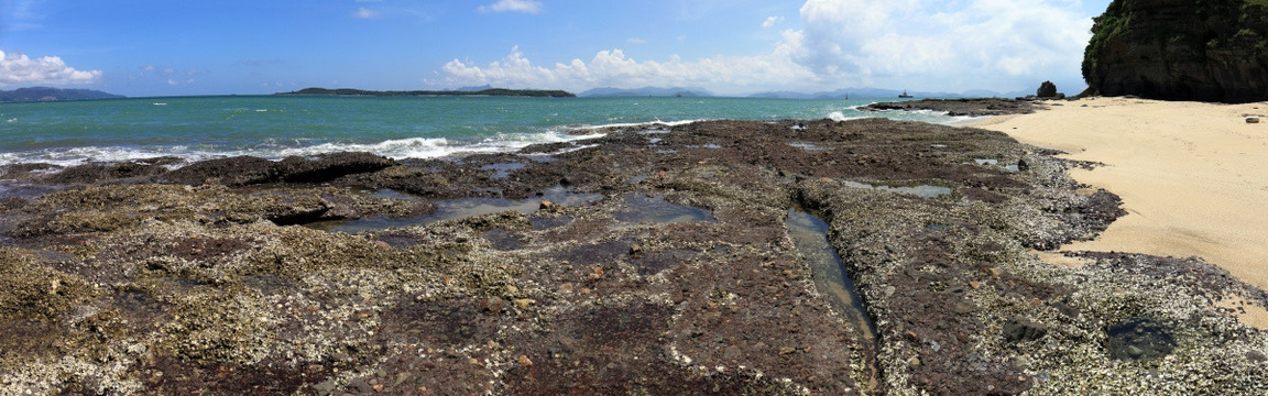 金沙湾 沙滩礁石1