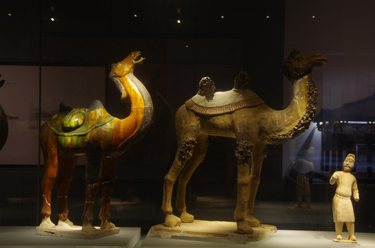 陶俑骆驼