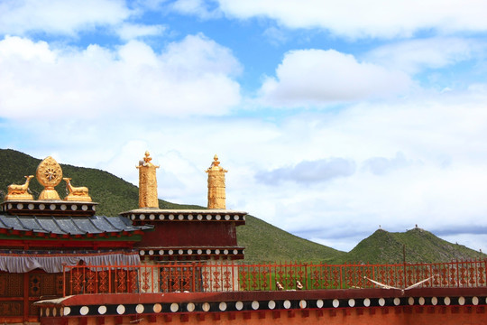 香格里拉的松赞林寺