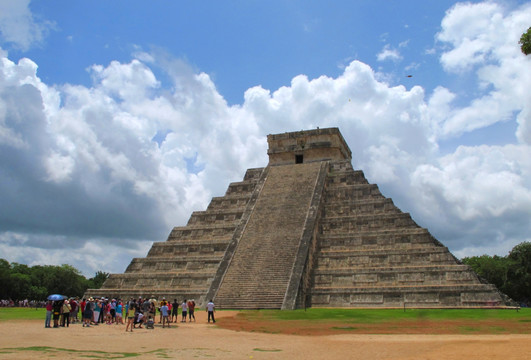 玛雅金字塔