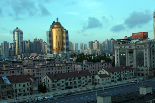上海浦东