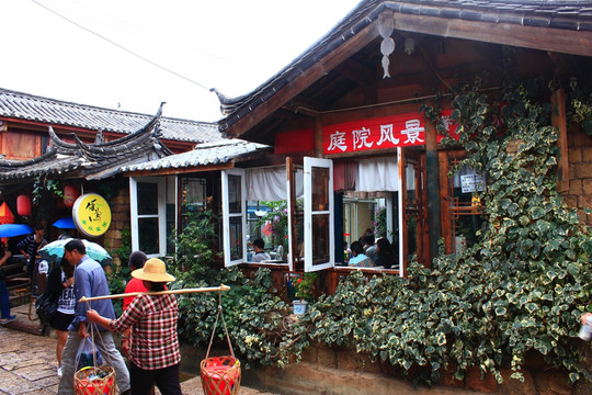 丽江束河古镇