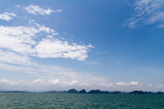 越南下龙湾 蓝天白云