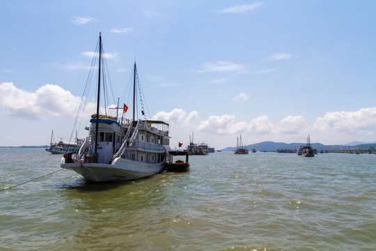 越南下龙湾 游船