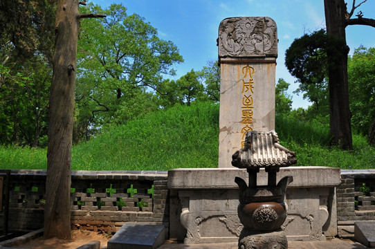 曲阜孔林孔子墓