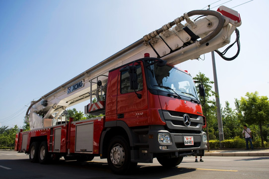 登高平台消防车