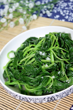 炒苋菜
