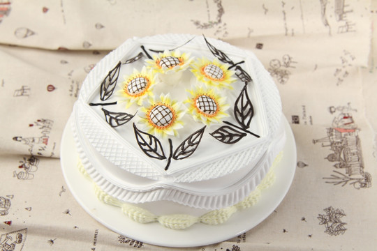 生日蛋糕向日葵