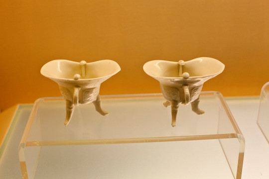 古代陶瓷  酒杯