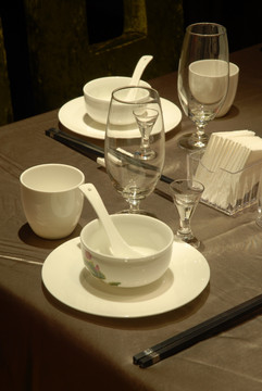 餐具