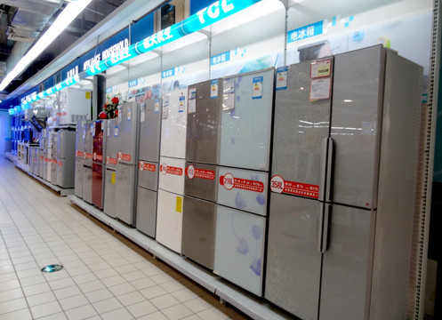 家电超市 电冰箱