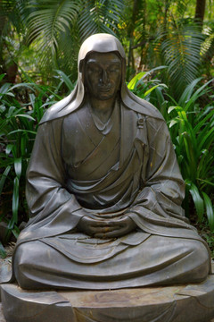 南山寺三摩地佛像