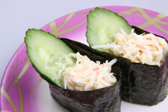 金枪鱼肉紫菜包饭