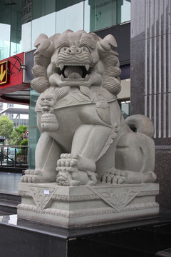 狮子雕塑