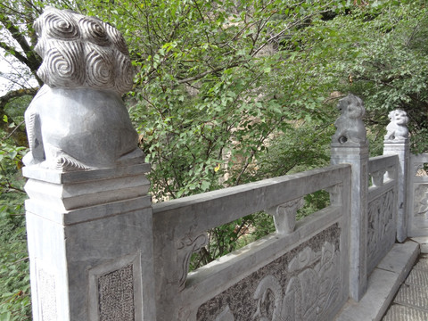 石栏杆