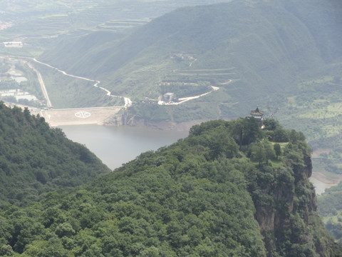 崆峒山