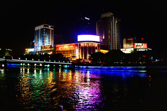 宁波市外滩夜景