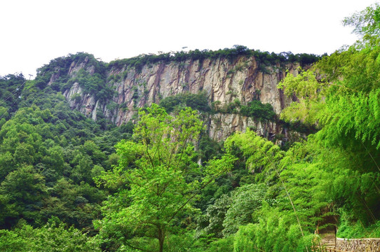 宁波奉化雪窦山千丈崖