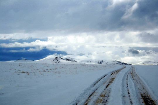 西藏风光 雪域高原路漫漫