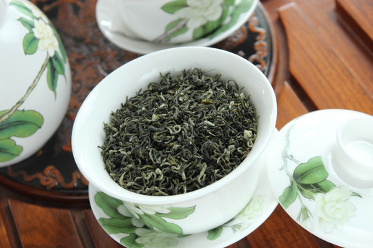 碧螺春绿茶