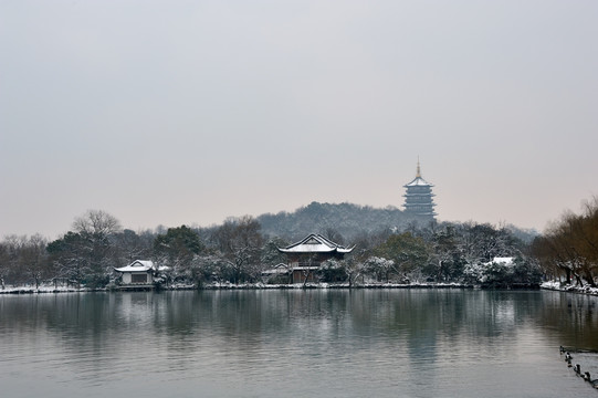 杭州 西湖 雷峰塔 雪景 冬季