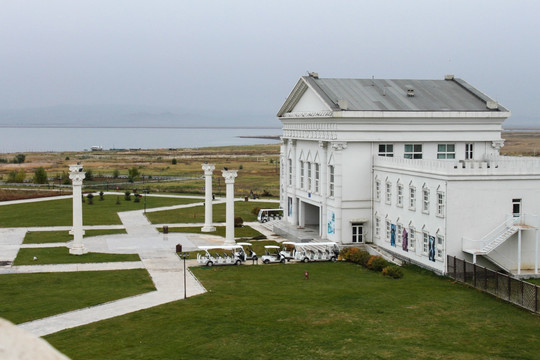 内蒙岱海城堡酒店