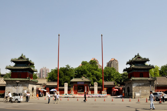 北京东岳庙大门