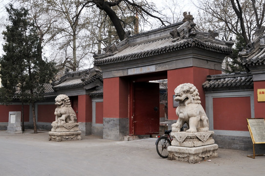 北京法源寺大门
