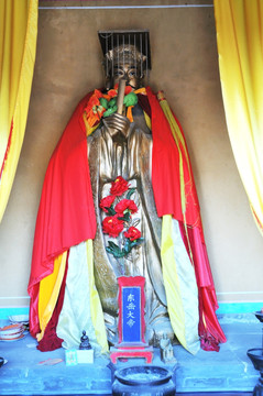 北京妙峰山东岳大帝塑像