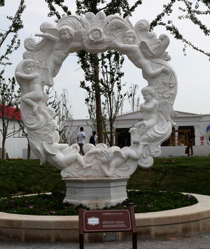 北京园博会欧洲园丘比特花坛
