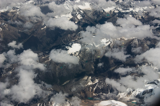 航拍雪山