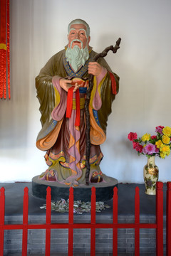蓬莱三仙山月老塑像