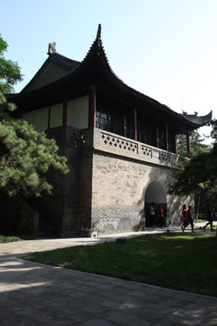 小雁塔