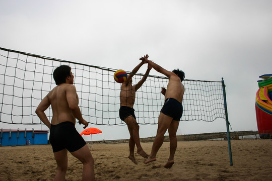 沙滩排球