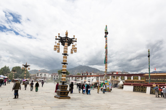 西藏拉萨大昭寺广场