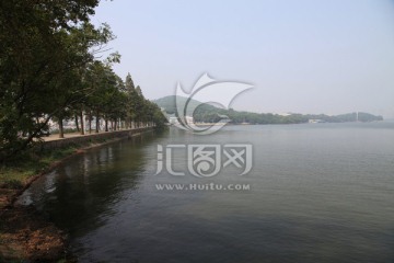 湖泊景色