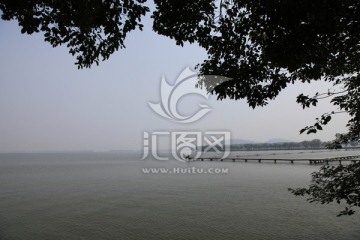 湖泊景色