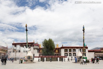 西藏拉萨大昭寺广场