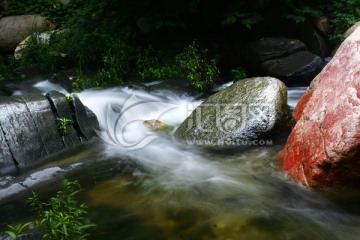 泰山水韵