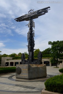 山东威海刘公岛标志雕塑