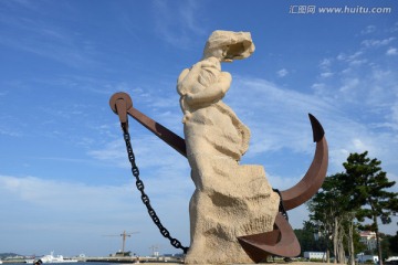 威海幸福公园渔家女雕塑