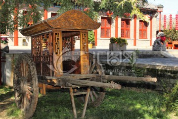 仿古木车
