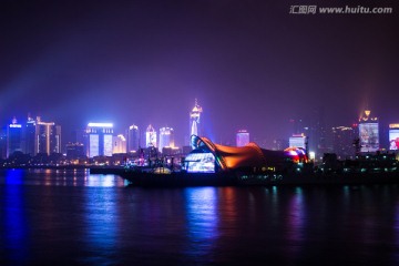 青岛大剧院夜景