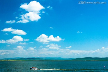 坝上闪电湖天空