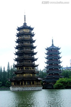 桂林日月双塔文化公园