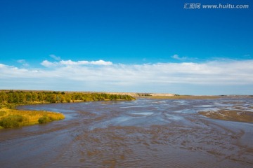 内蒙锡林浩特多伦河秋天
