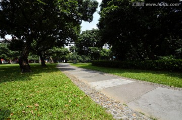 石板路