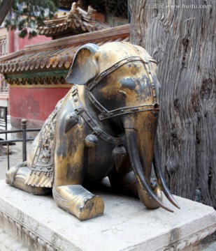 北京故宫御花园大象塑像