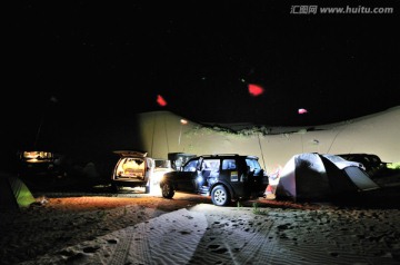 沙漠营地