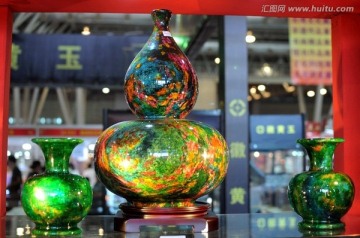 台湾玉石花瓶